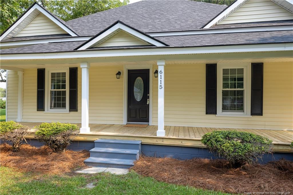 6115 Front Street Property Photo 4