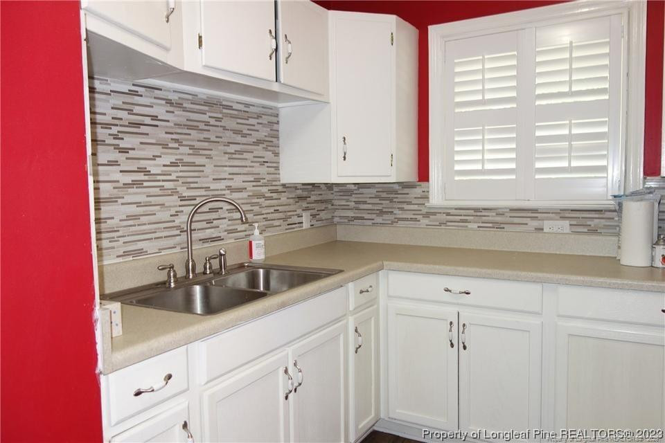 1607 N Cedar Street Property Photo 5