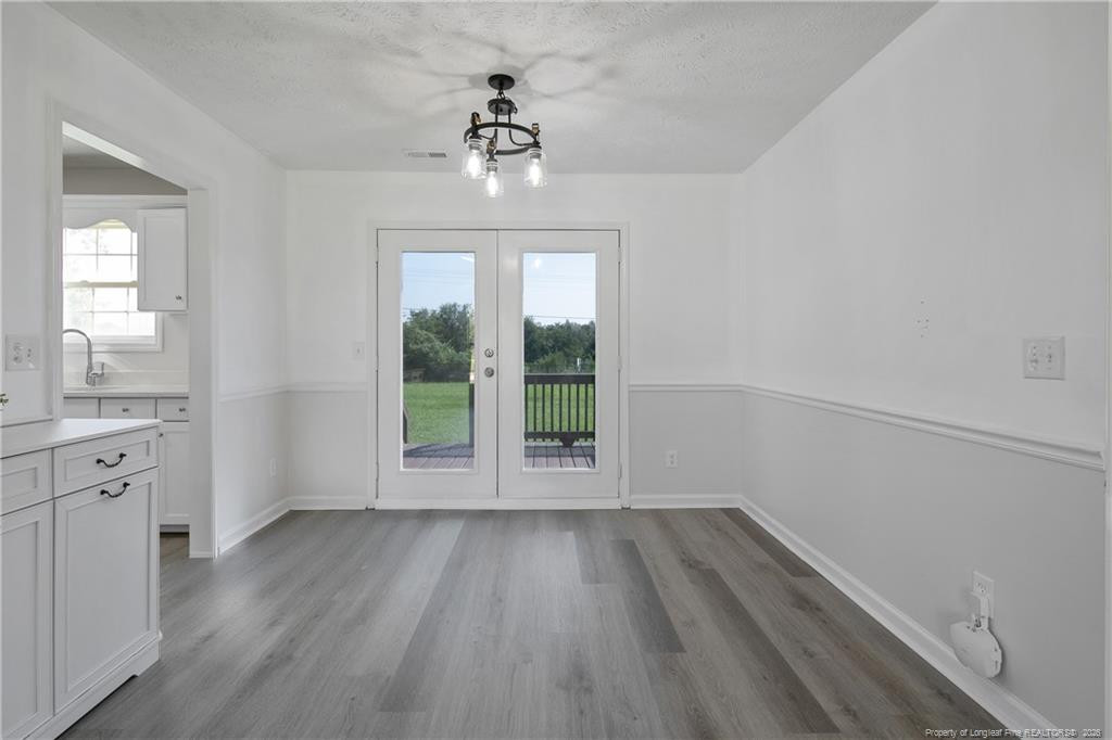 129 Cavalier Drive Property Photo 14