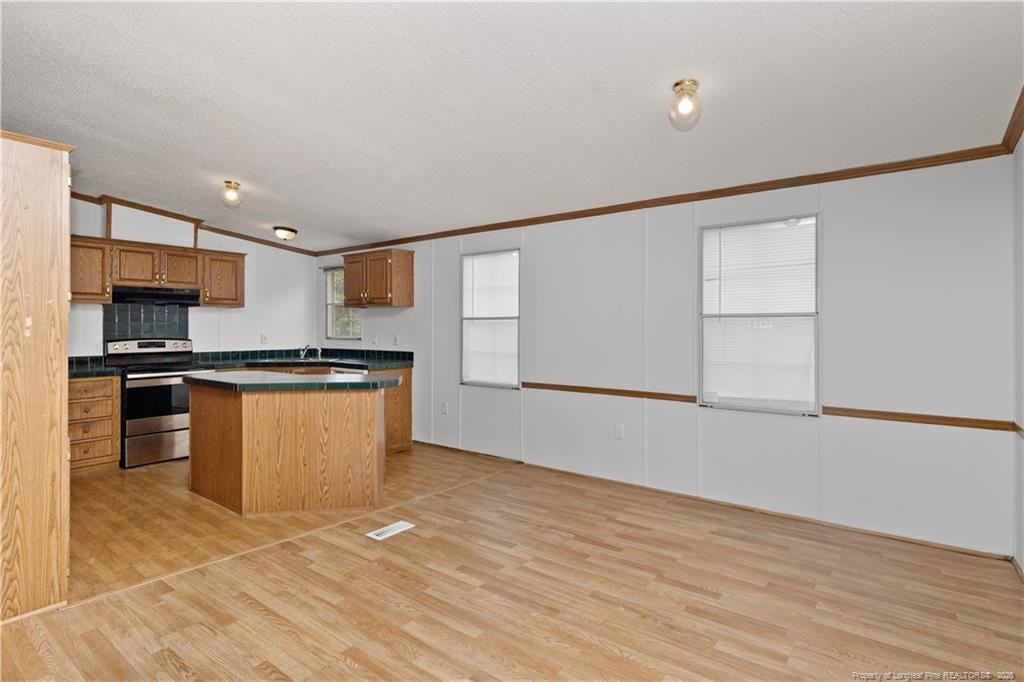247 Eisler Drive Property Photo 7
