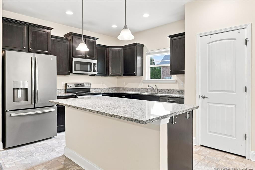 305 Planters Lane Property Photo 10