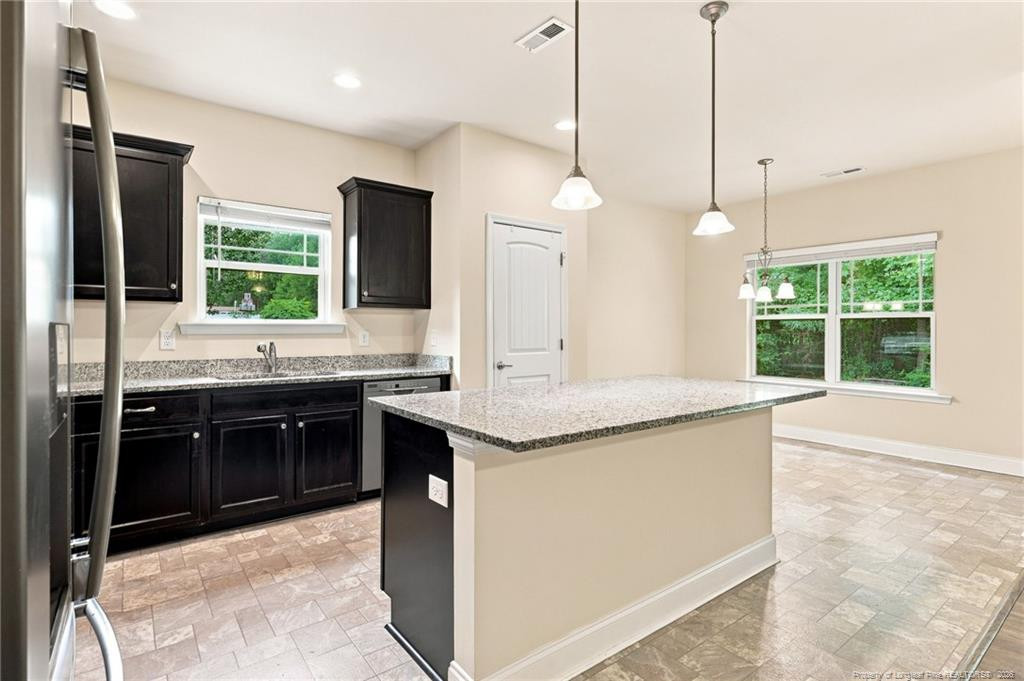 305 Planters Lane Property Photo 14