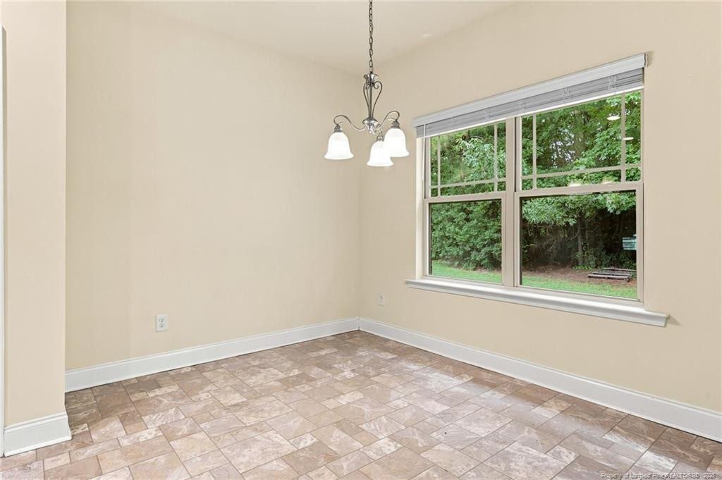 305 Planters Lane Property Photo 15