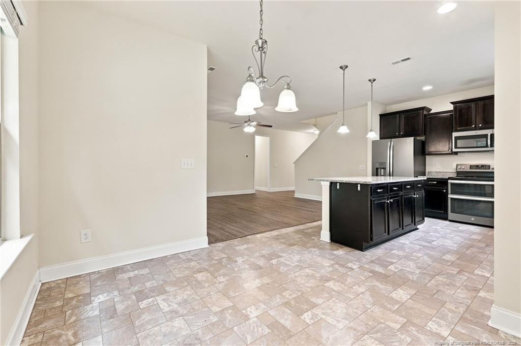 305 Planters Lane Property Photo 16