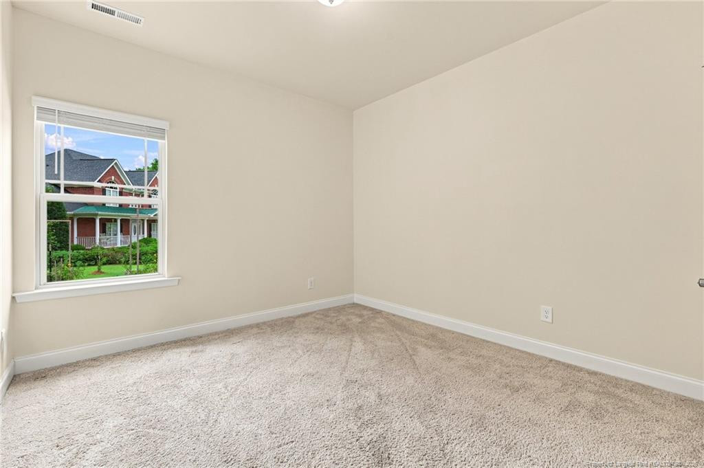 305 Planters Lane Property Photo 23