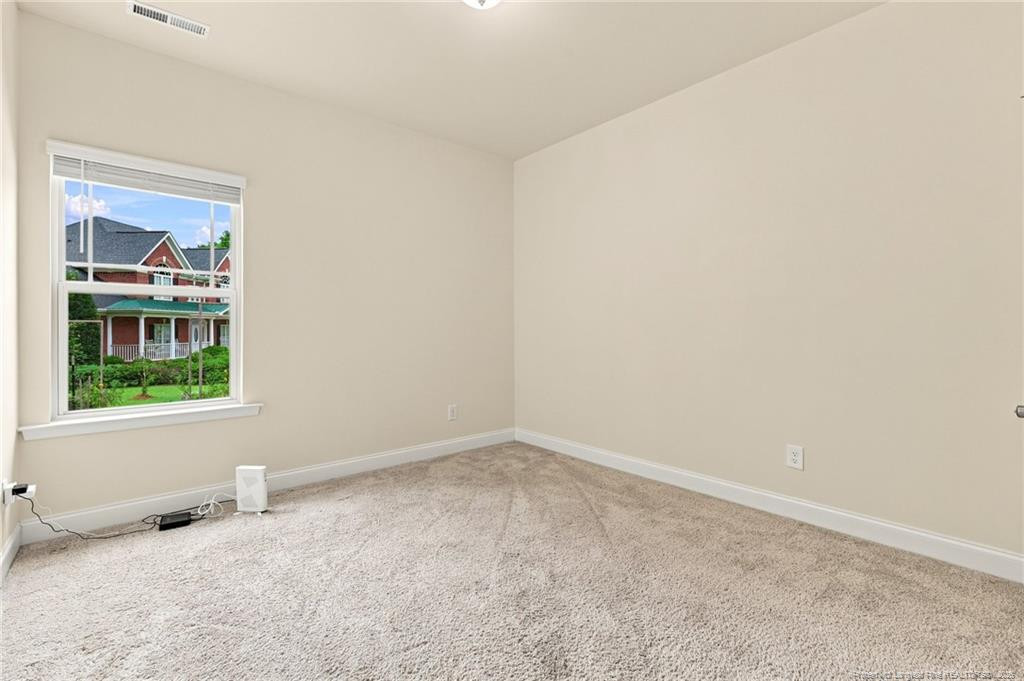 305 Planters Lane Property Photo 24