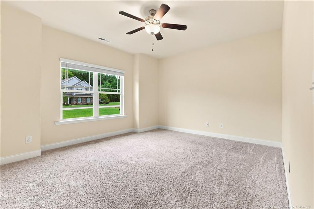 305 Planters Lane Property Photo 29