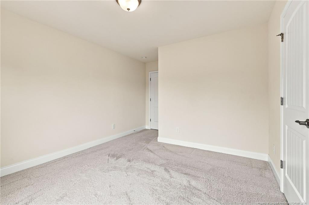 305 Planters Lane Property Photo 35