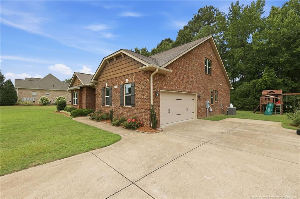 305 Planters Lane Property Photo 40