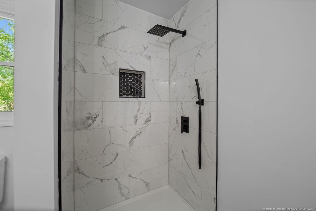 4816 Redwood Drive Property Photo 16