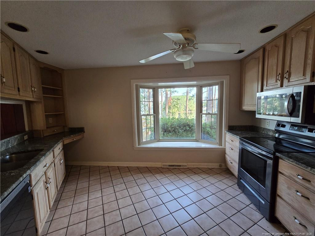 9 Dixie Drive Property Photo 12