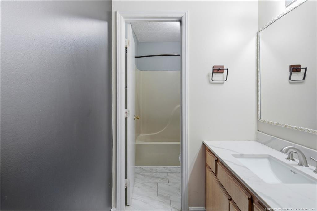 2210 Twinflower Court Property Photo 31