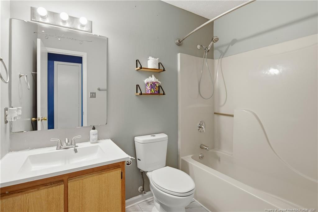 2210 Twinflower Court Property Photo 39