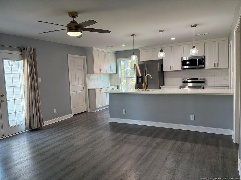 5811 Paragon Point Property Photo 7