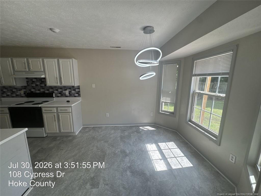 108 Cypress Drive Property Photo 8