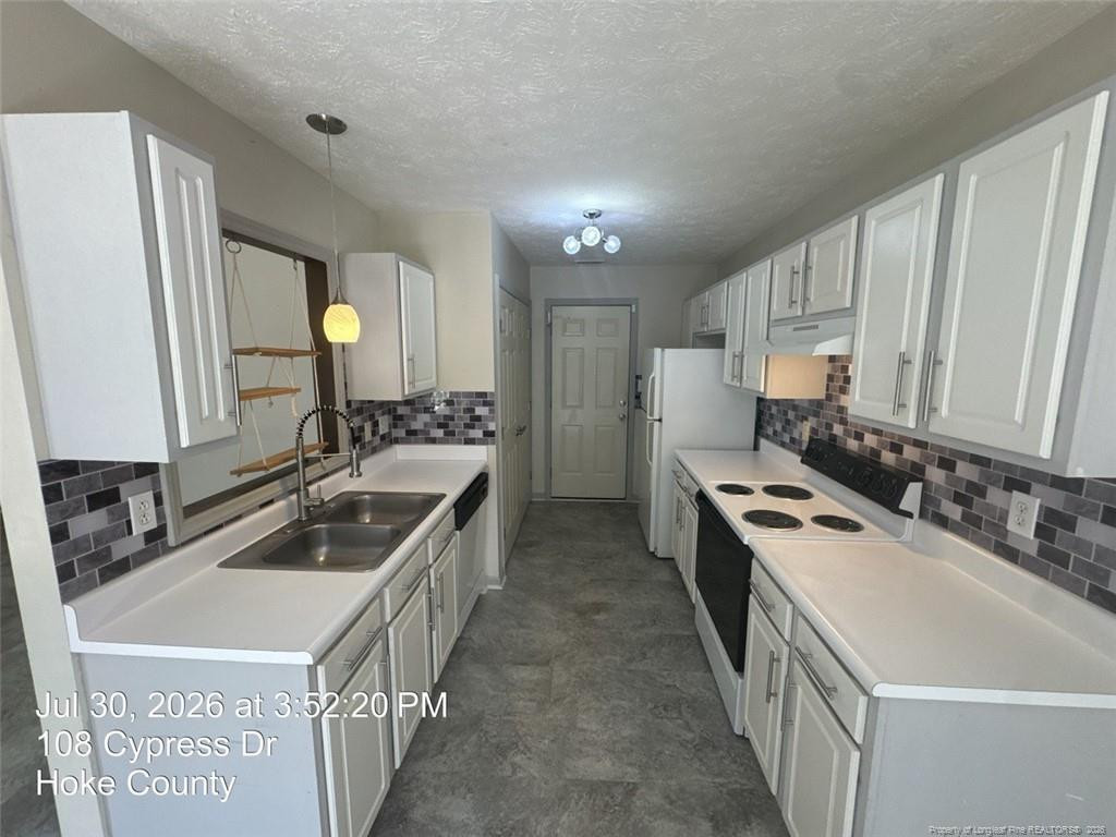108 Cypress Drive Property Photo 9