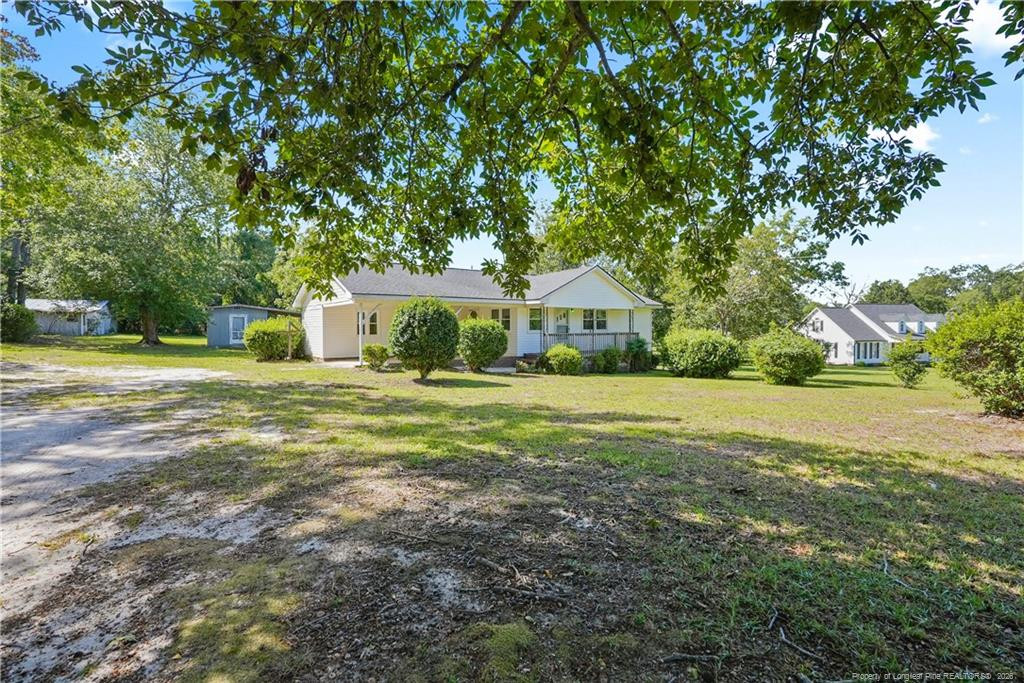 8007 Overhills Road Property Photo 3