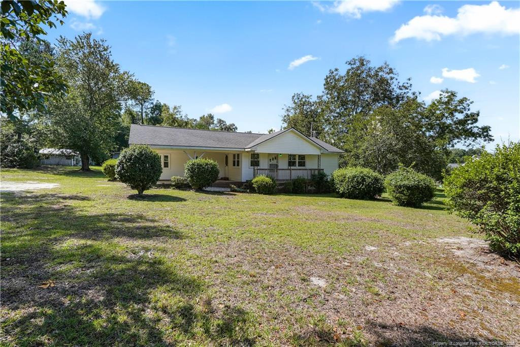 8007 Overhills Road Property Photo 4