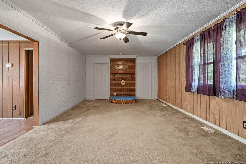 8007 Overhills Road Property Photo 11
