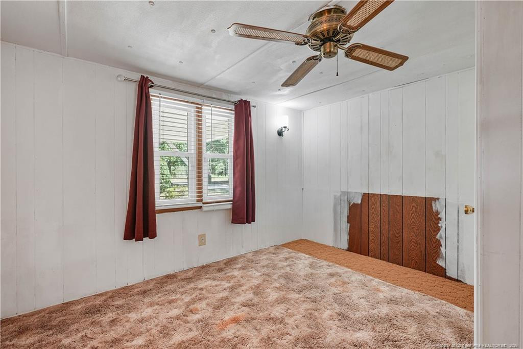 8007 Overhills Road Property Photo 17