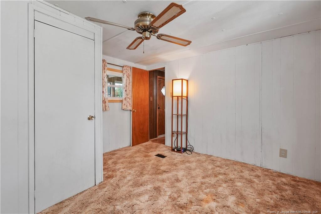 8007 Overhills Road Property Photo 18