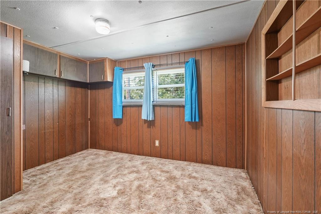 8007 Overhills Road Property Photo 21