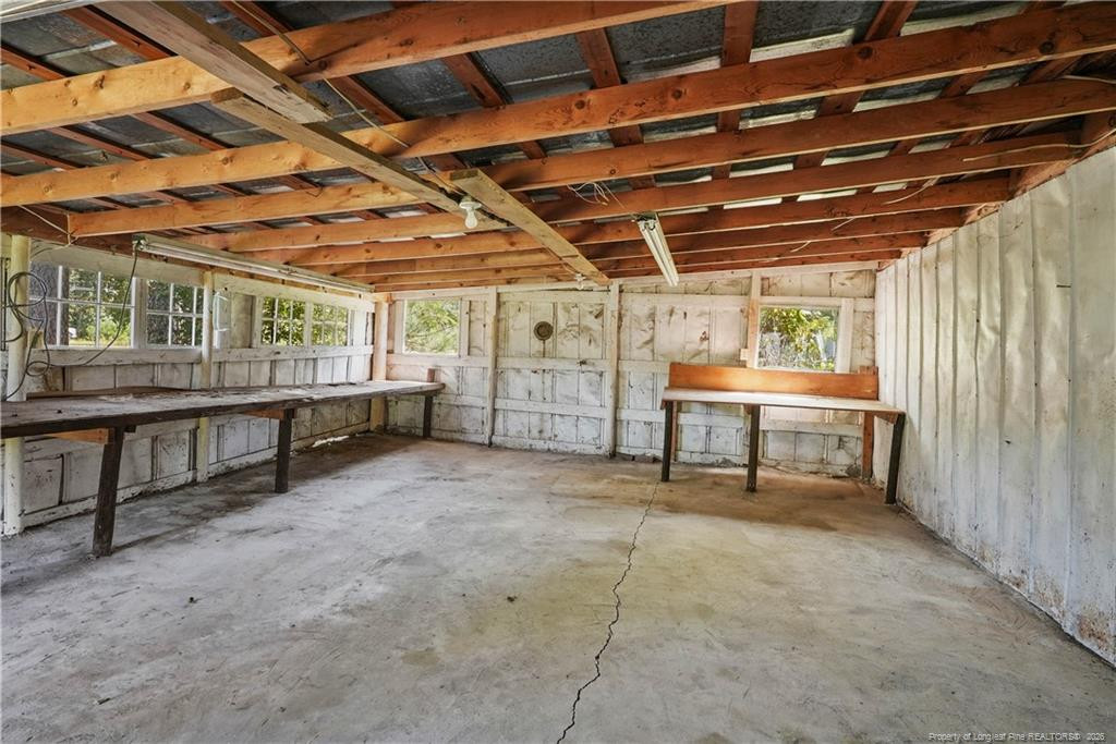 8007 Overhills Road Property Photo 25