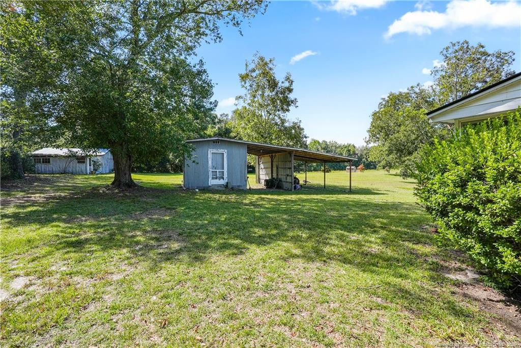 8007 Overhills Road Property Photo 29