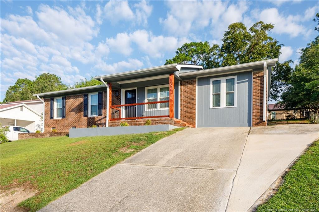 3321 Red Fox Road Property Photo 3