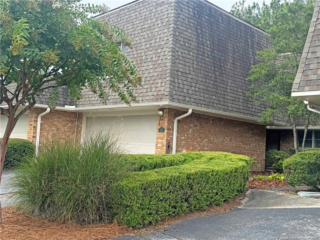 114 Wimbledon Drive Property Photo 1