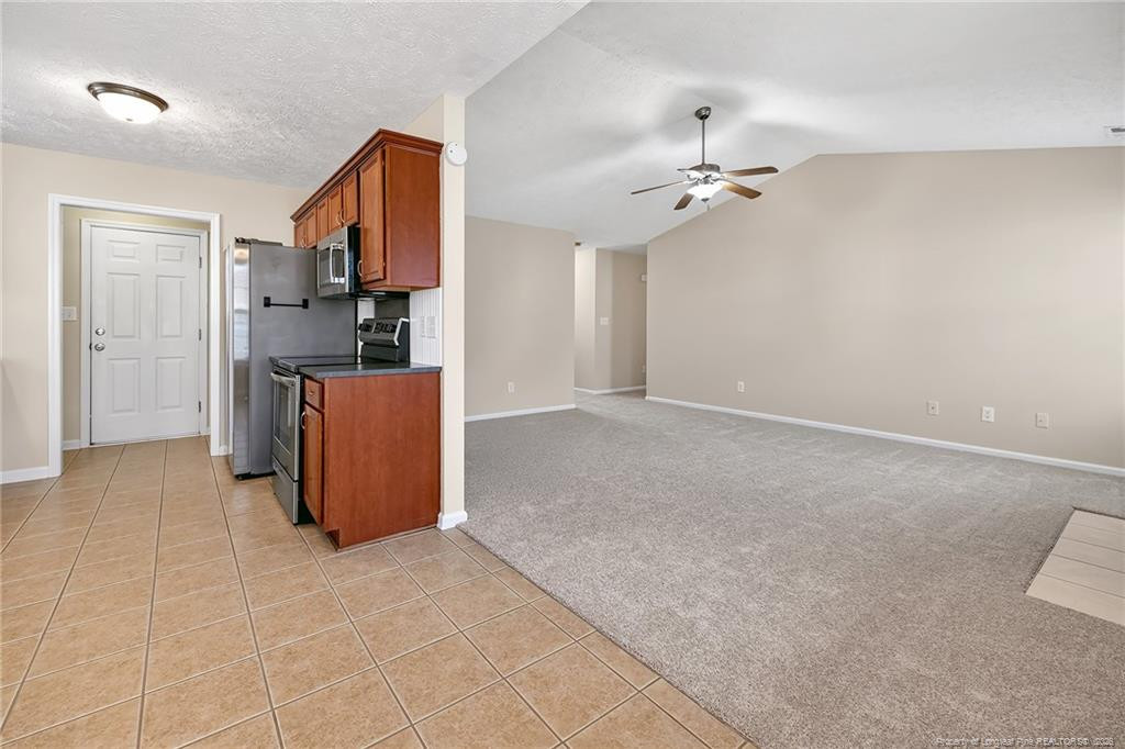 1482 Avoncroft Drive Property Photo 11