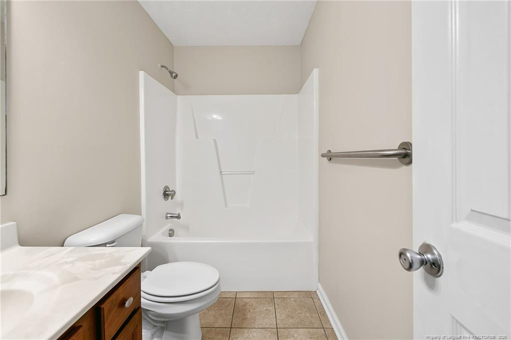 1482 Avoncroft Drive Property Photo 28