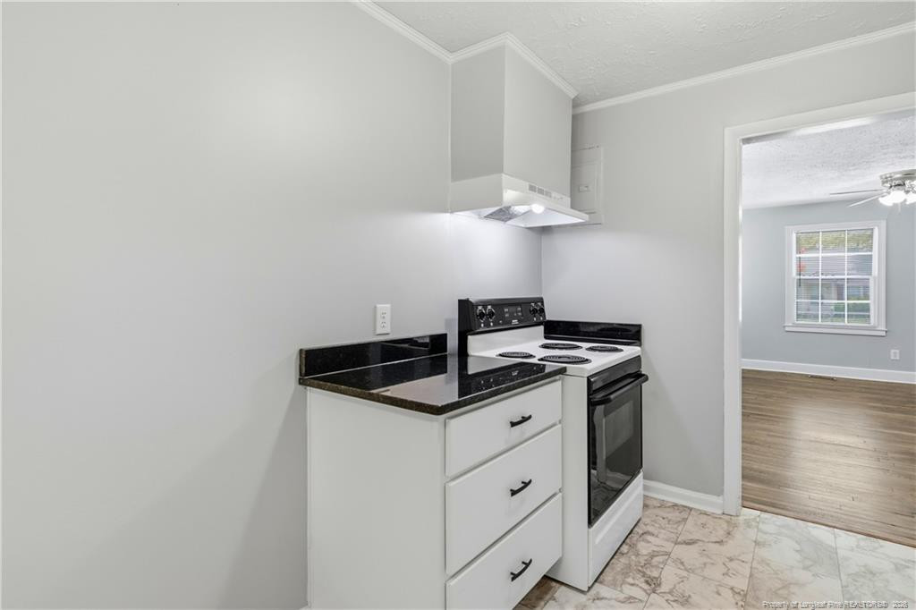211 Willborough Avenue Property Photo 29