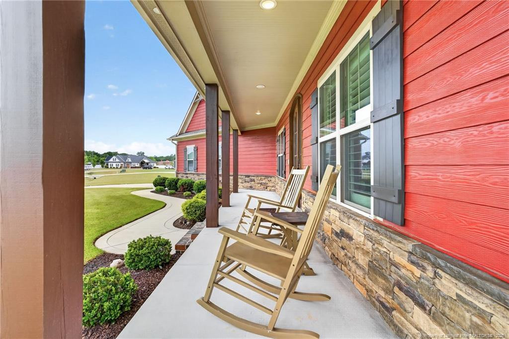 5844 Dottie Circle Property Photo 3