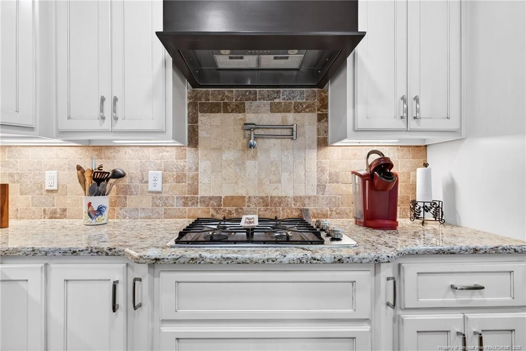 5844 Dottie Circle Property Photo 12