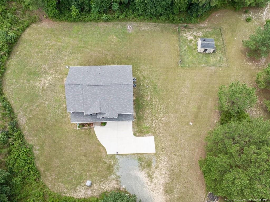 464 Denny Lane Property Photo 4