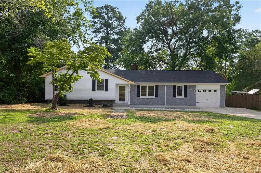1862 Paisley Avenue Avenue Property Photo 1