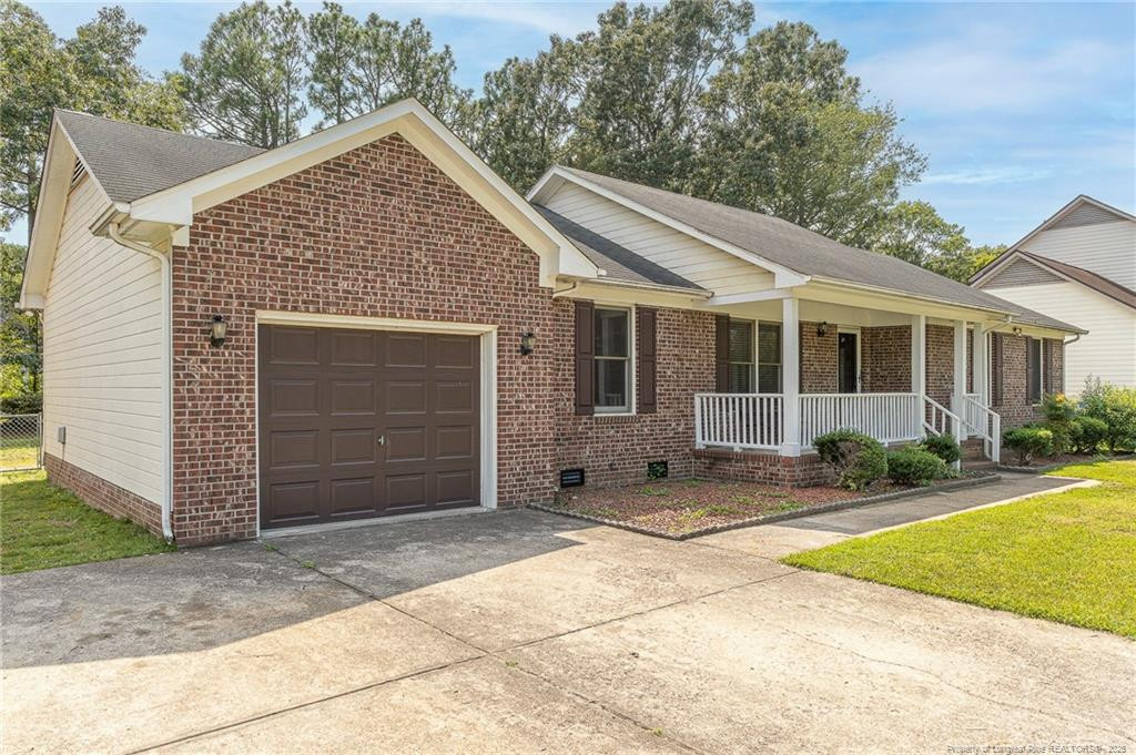405 Southland Drive Property Photo 4