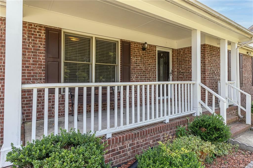 405 Southland Drive Property Photo 6