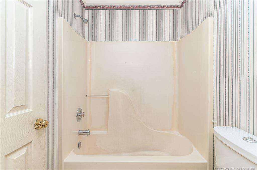 405 Southland Drive Property Photo 21