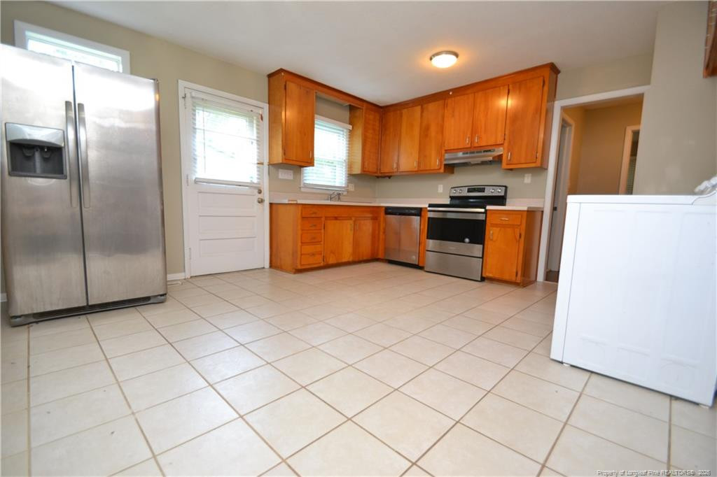5131 Lundy Drive Property Photo 6