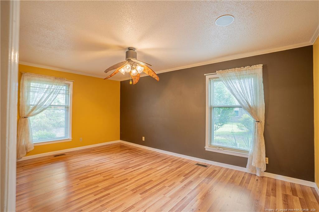 1315 Yaupon Drive Property Photo 12