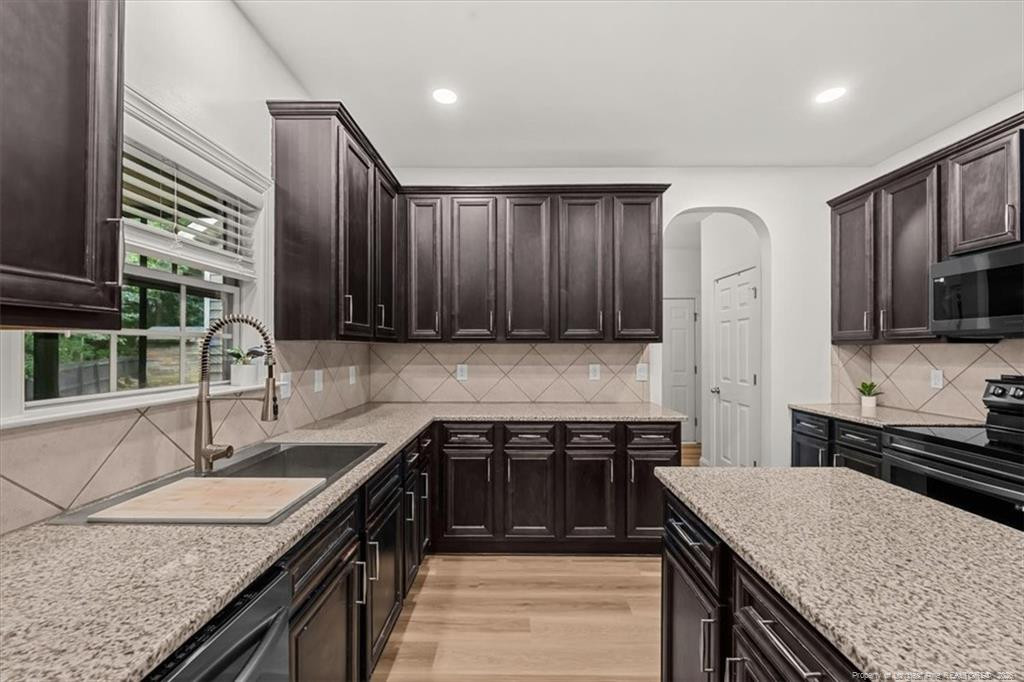 210 Huzzas Circle Property Photo 12