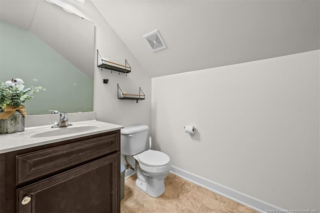 210 Huzzas Circle Property Photo 32