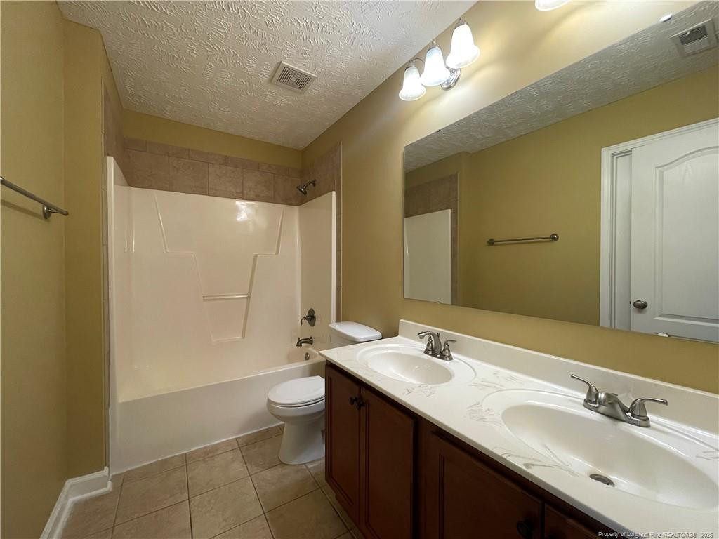 35 Historian Point Property Photo 23