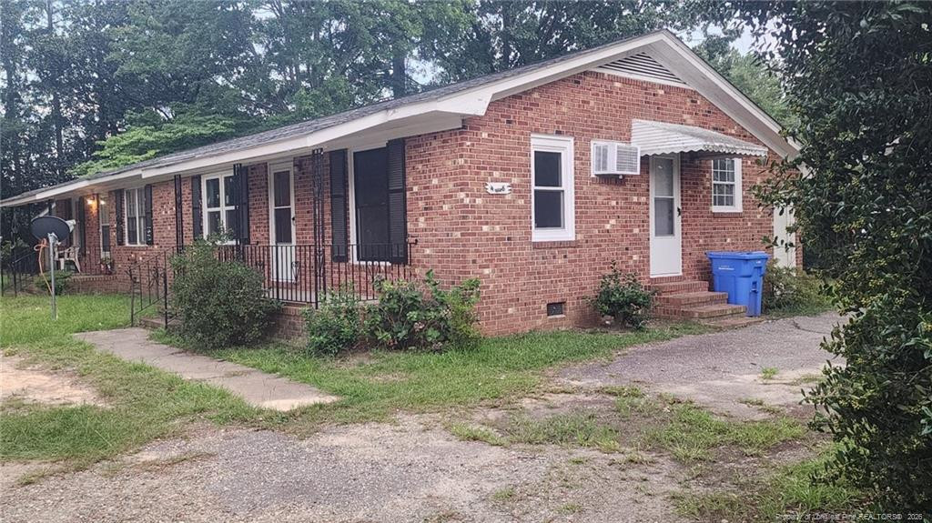 4916 Rosehill Road Property Photo 3