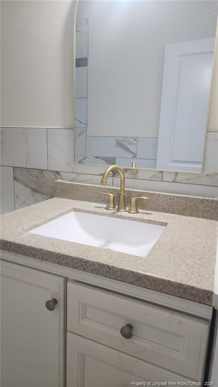 4916 Rosehill Road Property Photo 13