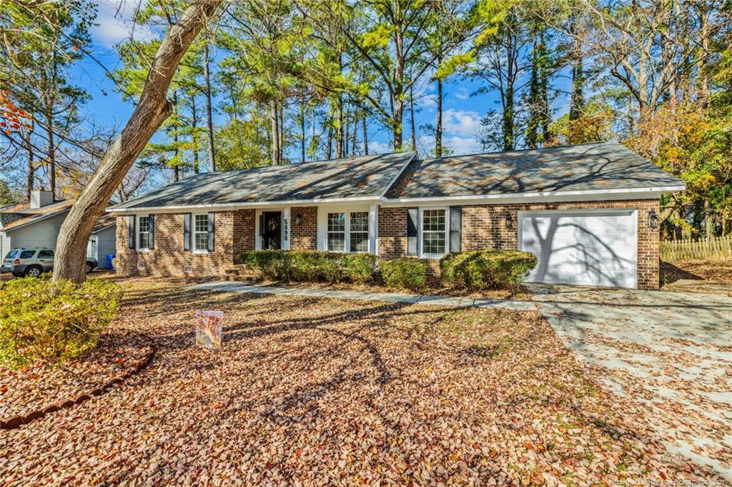 5890 Waccamaw Court Property Photo 1