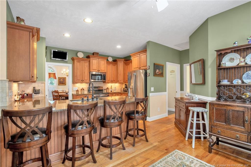5 Fur Court E Property Photo 16