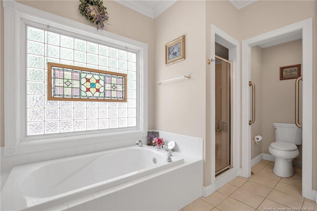 5 Fur Court E Property Photo 22